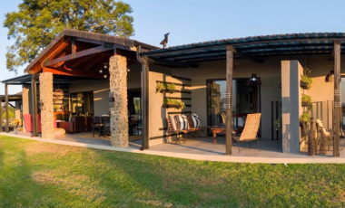 The Pecan Guesthouse & timber/pecan nut farm, Vryheid