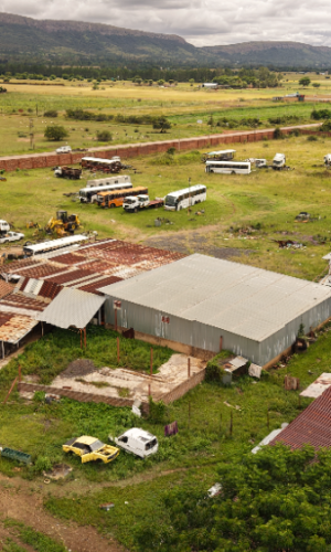 4 ha Prime Property on the R514 used as Truck Yard, Kameeldrift