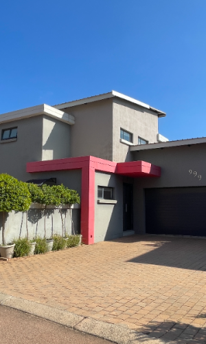 4 Bedroom Family Home in Marokyn Villas, Magalieskruin, Pta