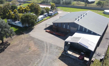 2 ha Truck Yard with Warehouse, Mobile Offices & Crane in Benoni