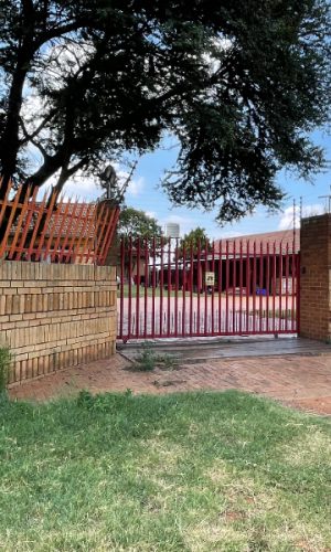 Two adjacent 4-ha holdings, Randfontein