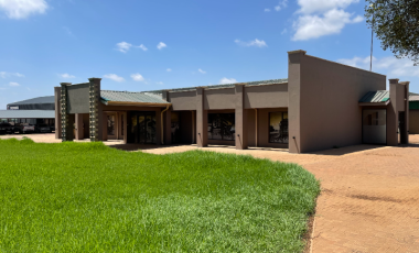 10,4 ha Prime Commercial & Industrial Property, Klerksdorp