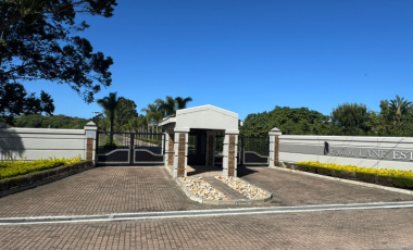 14 ha Farm with 5 Bed Home & Movables in Plettenberg Bay