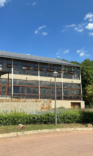 Property suitable for hotel & conference centre, just off Lynwood Road, Pta