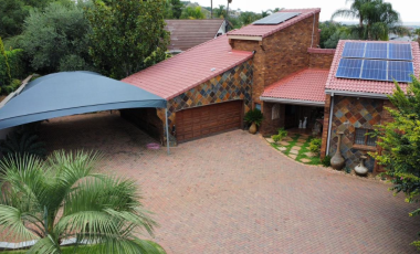 4 Bedroom Family Home with Pool, Wilkoppies, Klerksdorp, North-West
