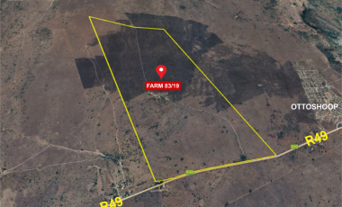 685 ha grazing farm - 2km from Ottoshoop, NW