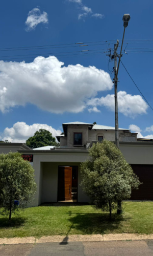 Prime Nieuw Muckleneuk Residential Opportunity!